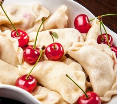 Вареники с вишней