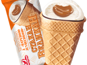 Ice cream Stakan-Velikan with boiled condensed milk in a waffle cup