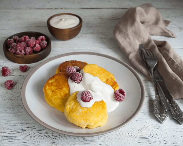 Классические сырники с мукой: приготовление на сковороде