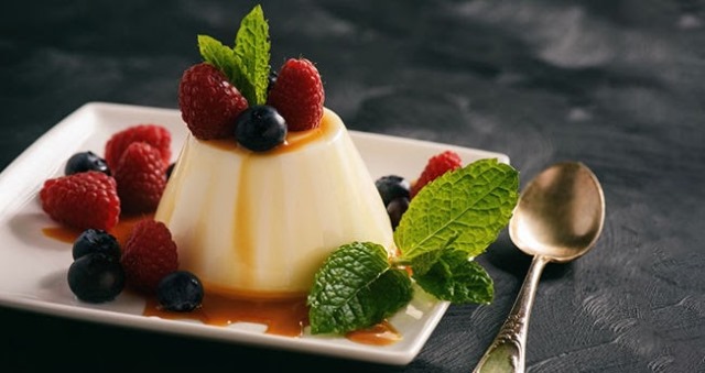 Шоколадный десерт панакота: простой рецепт на 4 порции (фото)